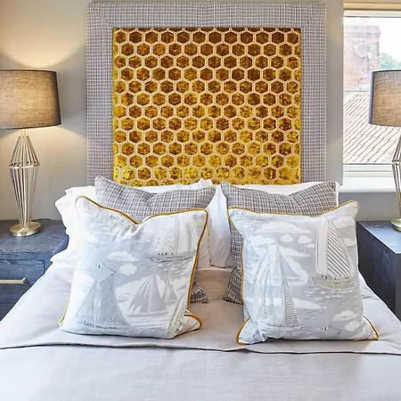 Host & - Lightkeeper's Whitby